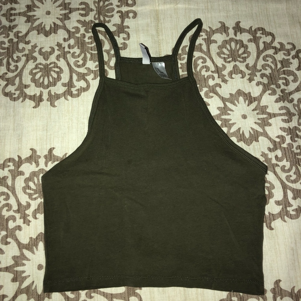 crop top